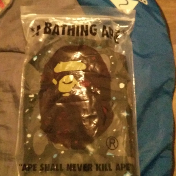 Shorts - Picture 3 of 3